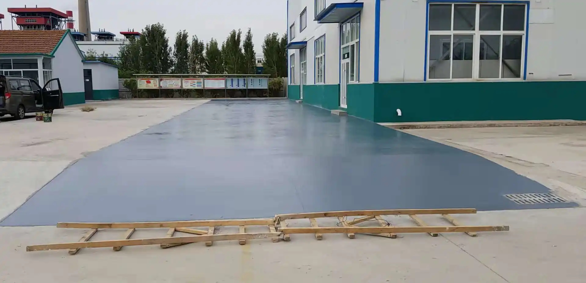 三门峡车间厂房地坪漆修补翻新